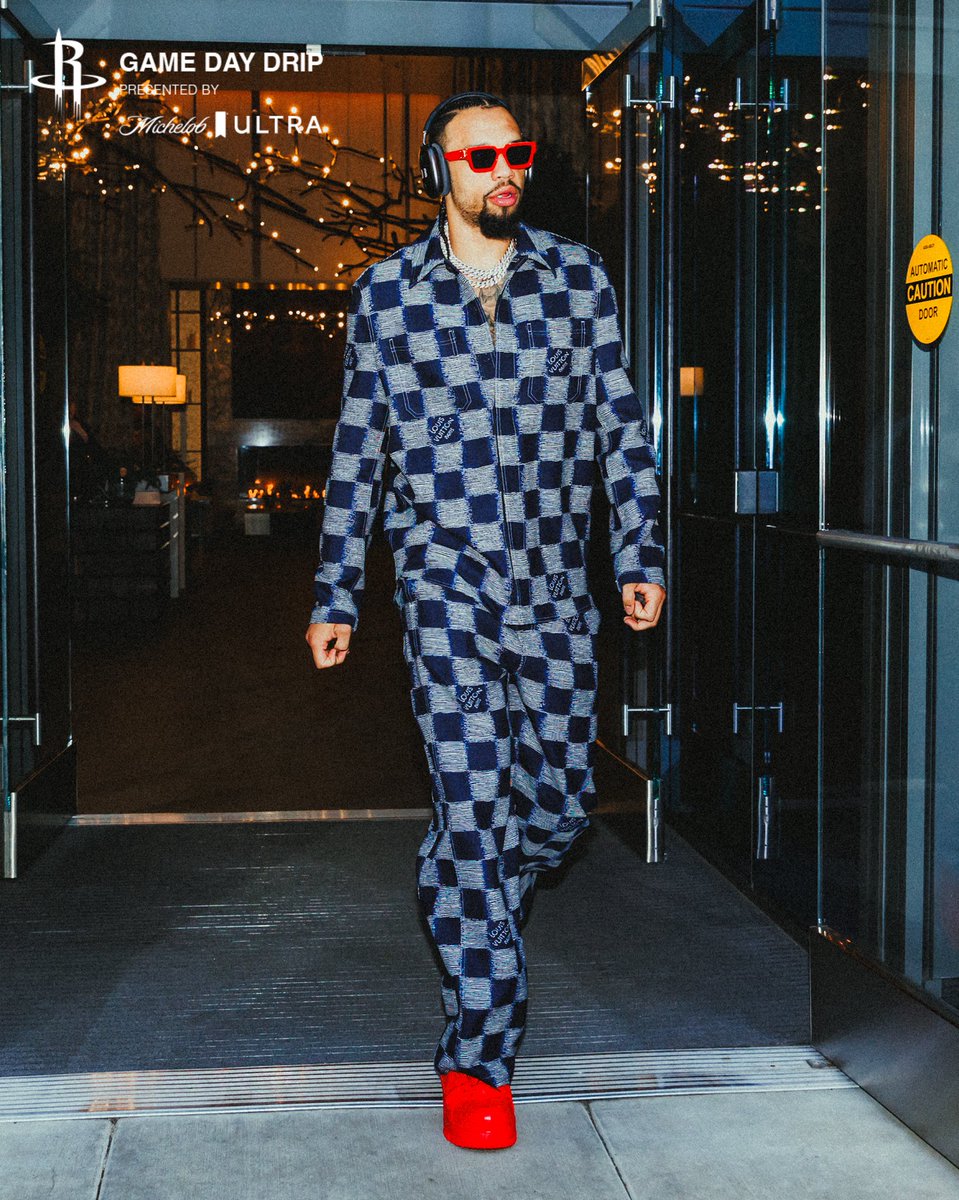 HoustonRockets's tweet photo. βοΈfly
@MichelobULTRA | #GameDayDrip https://t.co/cHzm12IhKg