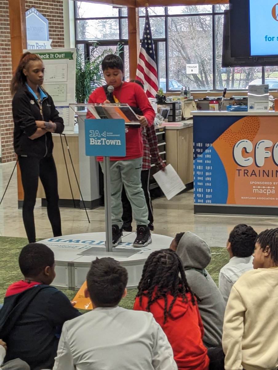 Mr. Holtry's Class tweet media