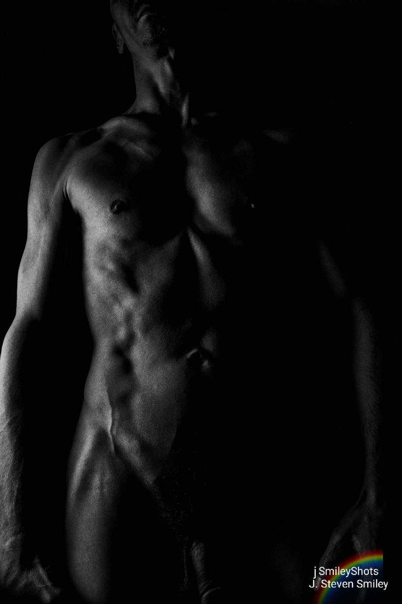 rexmandrews's tweet image. 