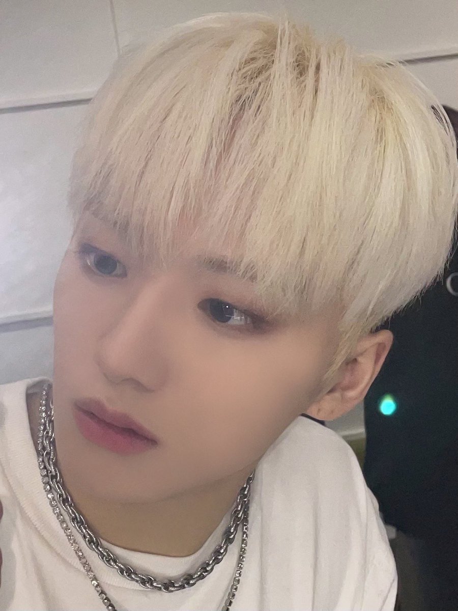 xikers_official's tweet photo. [#민재] 누가 로디를 향한 사랑 좀 말려줘🙏
#xikers #싸이커스 https://t.co/6s7Ty71G2Q