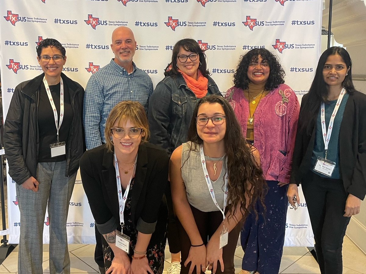 UTHpromotion's tweet photo. Faculty and grad students from the CoLab team presented six posters focused on substance use prevention, treatment, and recovery support services at the Texas Substance Use Symposium in Austin last week! Thanks to @BeWellTexas for the great opportunity to share our work! #TxSUS https://t.co/8zKELOggt8