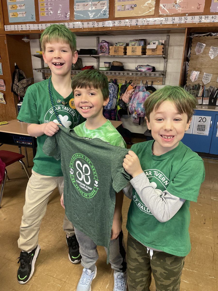 So proud of these kiddos today for participating in <a href="/StBaldricks/">St. Baldrick's Foundation</a> ! 💚
#beartavernpride