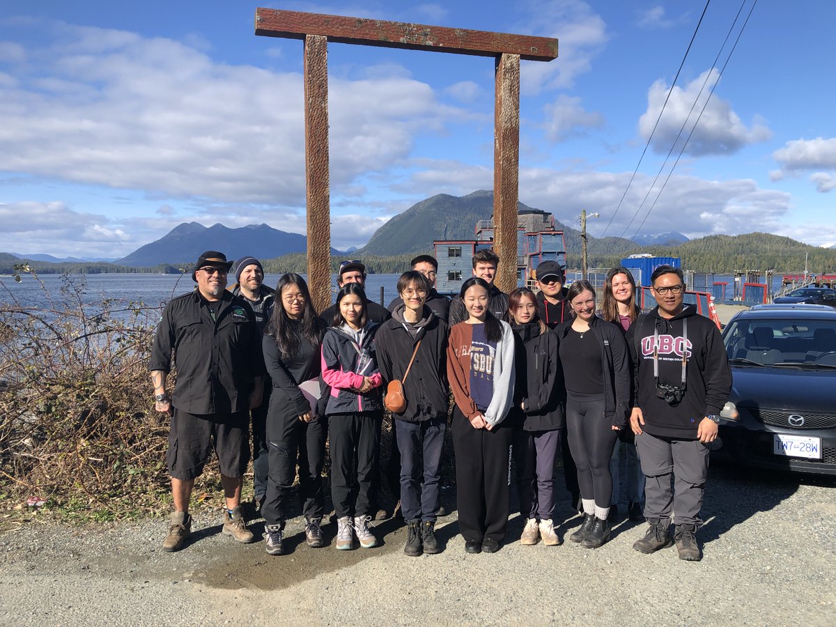 Saya Masso, Tribal Administrator for Tla-O-Qui-Aht First Nation gave a moving & compelling account of the establishment of Tribal Parks in #Clayoquot sound to @ubcforestry's @MIF_UBC students on a glorious sunny afternoon in @tofino #Tlaoquiaht #FirstNation