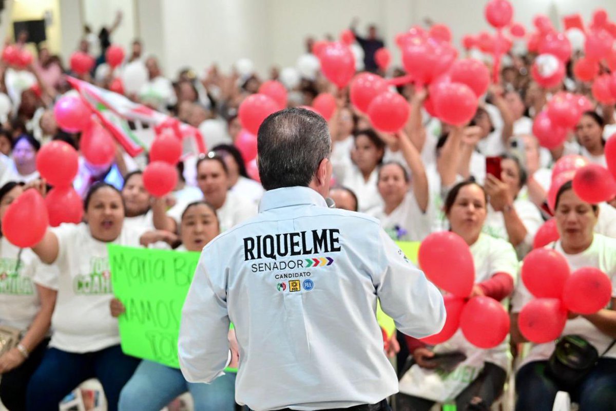 mrikelme's tweet image. Gracias a nuestra gente del Sector 8B de #Torreón, por escuchar el mensaje de @MBarbaraCepeda y un servidor. No les vamos a fallar, pues de por medio está la paz y la tranquilidad de nuestras familias. 
(1/2)