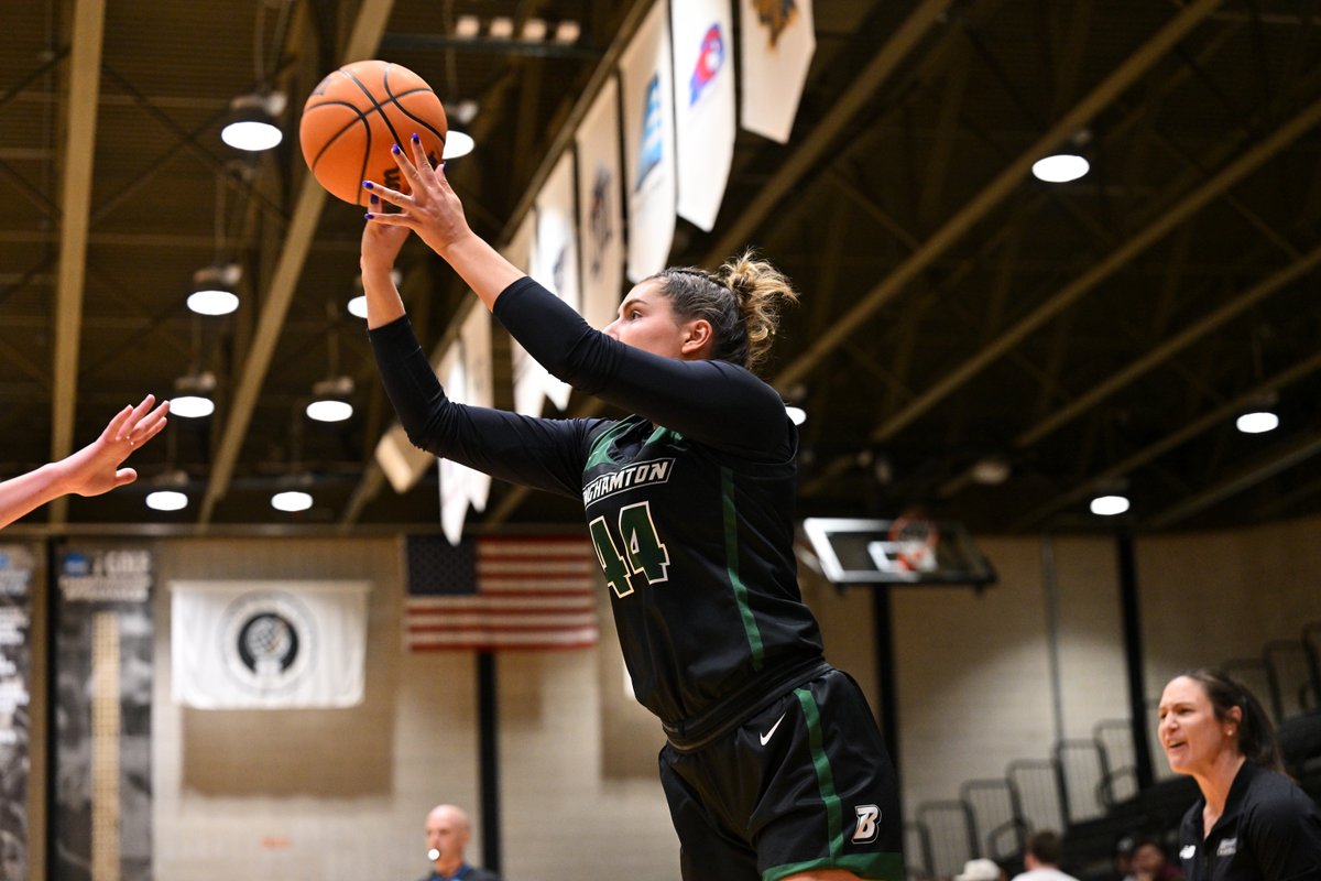 BinghamtonUWBB's tweet photo. Courtesy of Geoff Bolte, check out these photos from tonight's @AmericaEast 56-51 quarterfinal win at Bryant! Next stop - the semifinals at Maine on Monday at 6 pm! #AEChamps  @binghamtonu @binghamtonalum #ONEBinghamton #ClawsOut https://t.co/YHAUiT3cwR