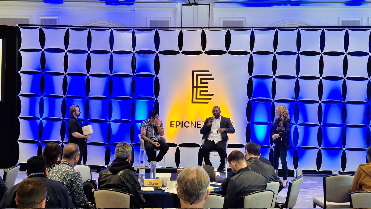 scottsbell's tweet photo. @MettaWorld37 thank you for sharing your ideas and content for the #EPICNetwork in San Diego with @RolandFrasier https://t.co/f4Feql529e