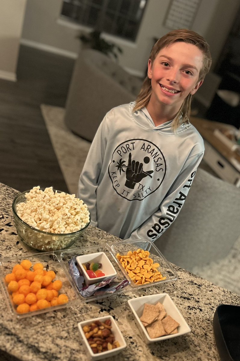 Becca Mourning tweet media