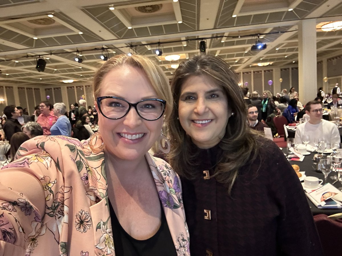 A packed #IWD started off w the most important meal of the day at the @WestCoast_LEAF #EqualityBreakfast
Fantastic to be in the room with 700 community champions for #GenderEquity! 
#bcpoli #International_Womens_Day #InternationalWomansDay #IWD2024