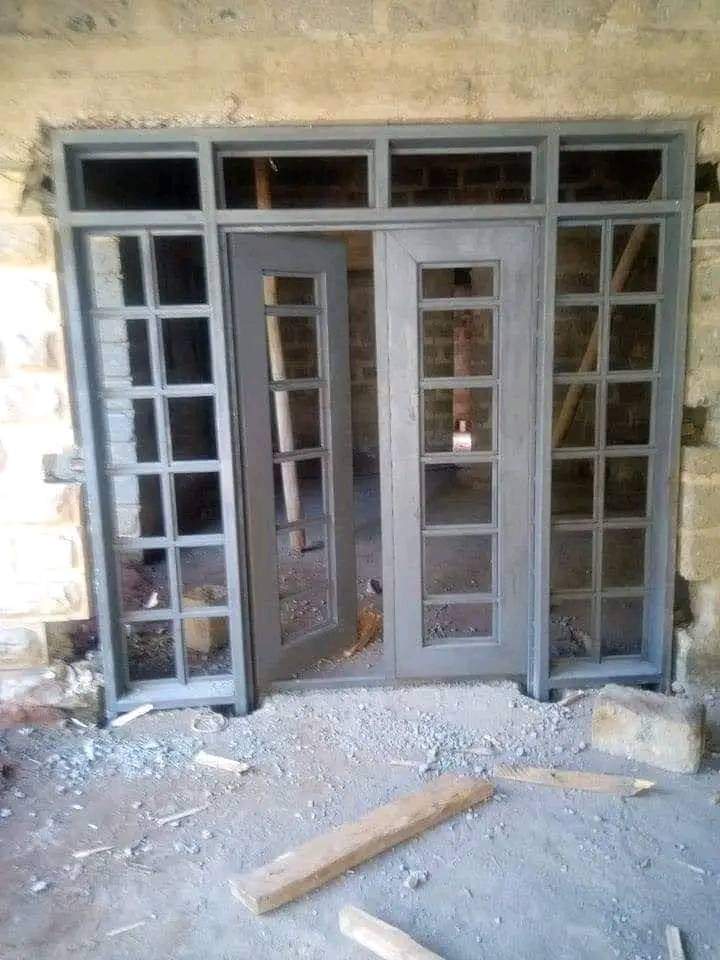 Main entrance doors it what gives the first impression of your house, usibahatishe, reach out to us and we will share with you different designs. Call or whatsapp 0716621854

#JengaNasi Pray for Brentford #JoshuaNgannou Arsenal Tiktok #Kenya7s Meru