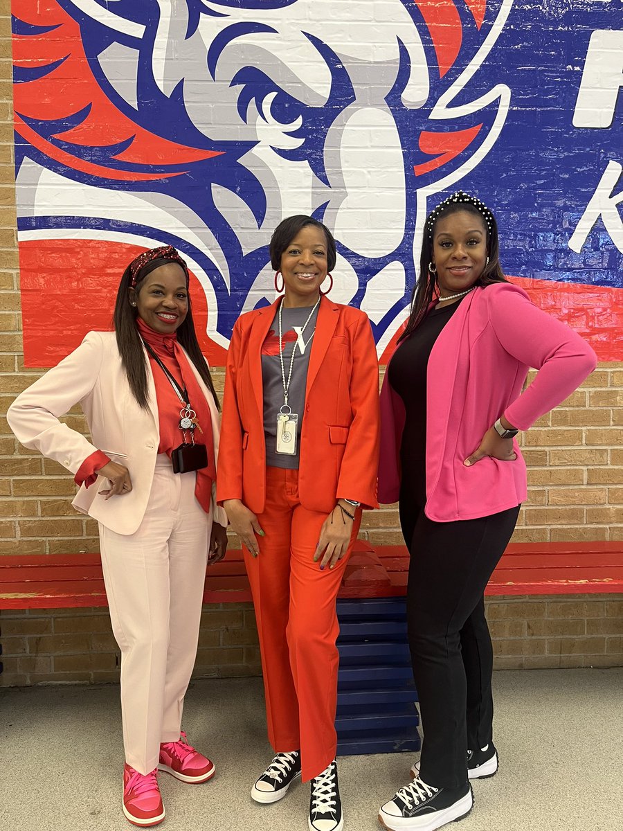 “Today, we are celebrating the strength, determination, and resilience of women everywhere.” – Michelle Obama Happy International Women’s Day, from our dedicated counseling staff! ❤️💙 #KreatingLeaders #MakeADifference