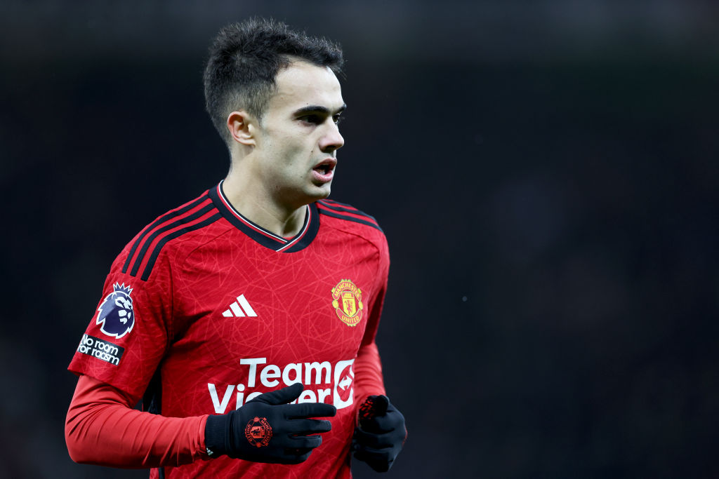 FabrizioRomano's tweet image. 🔴 Why Man United broke Reguilon loan and they now have 0 fit LBs?

Ten Hag: "Medical staff assured me that Shaw and Malaci  will both be fit in January, and so you will have two left full-backs".

"Then you have a third one, so I would always have to disappoint one full-back".