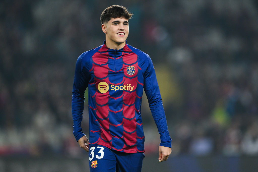 FabrizioRomano's tweet image. 🔵🔴 Xavi: "Pau Cubarsí doesn't look like he's 17! He's super calm when he plays".

"Lamine Yamal has been wonderful too, but those Leo Messi comparisons are not gonna help him. Keep it calm".

"For sure, Cubarsí and Lamine are different. Just different".