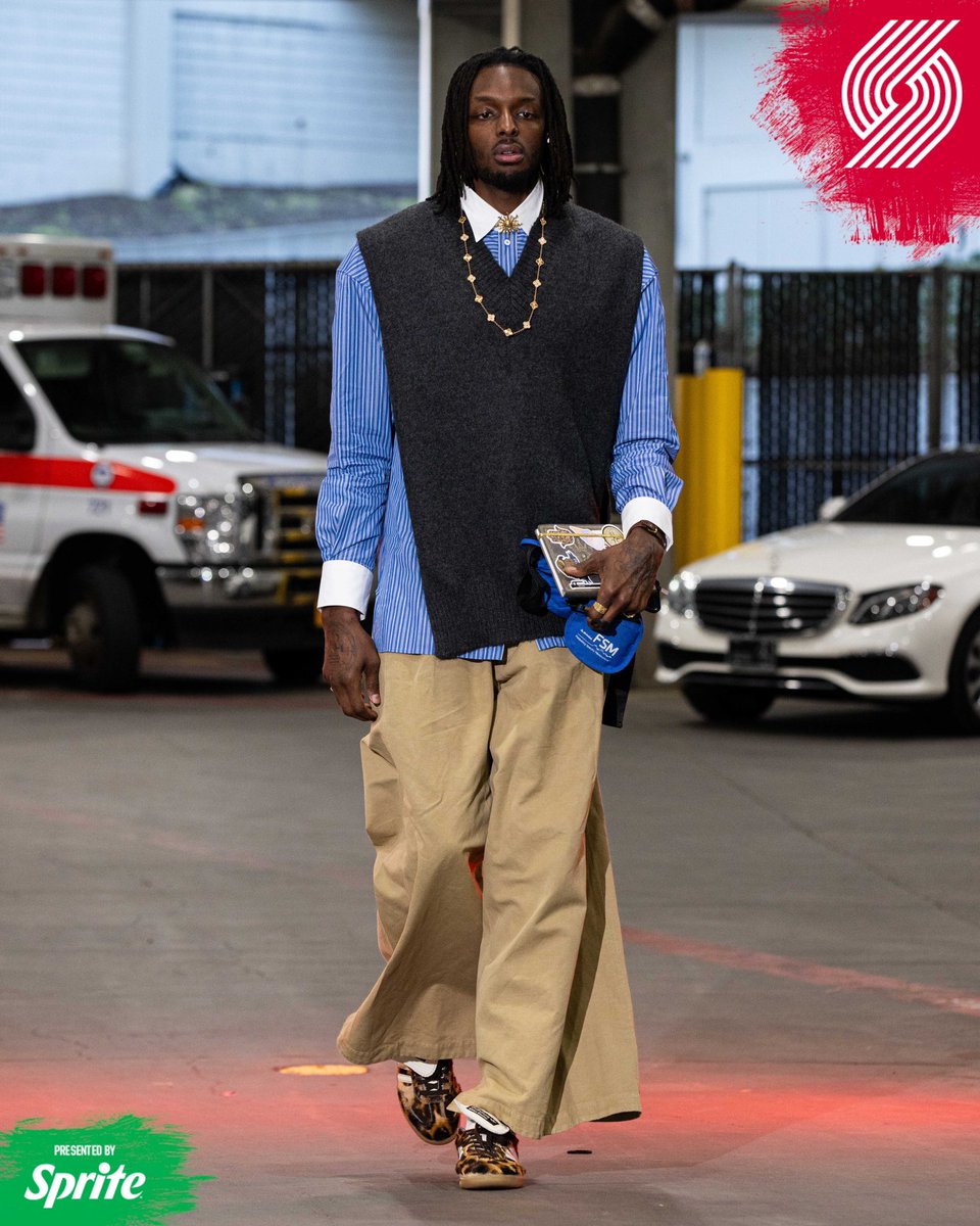 trailblazers's tweet image. fits on fits on fits 🚶‍♂️