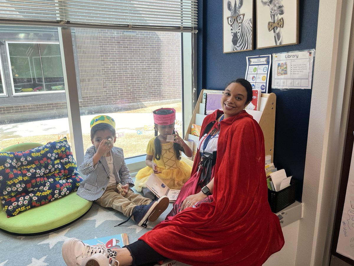 YHenry16's tweet photo. 🏰My team and I  had a blast celebrating our traditional tales unit with our annual “Fairytale Ball’.  Students dressed up, made their own crowns, had a royal snack and then danced the waltz! 🦄🧚‍♀️#lisdpk #traditionaltales https://t.co/wePnFcJJ5B