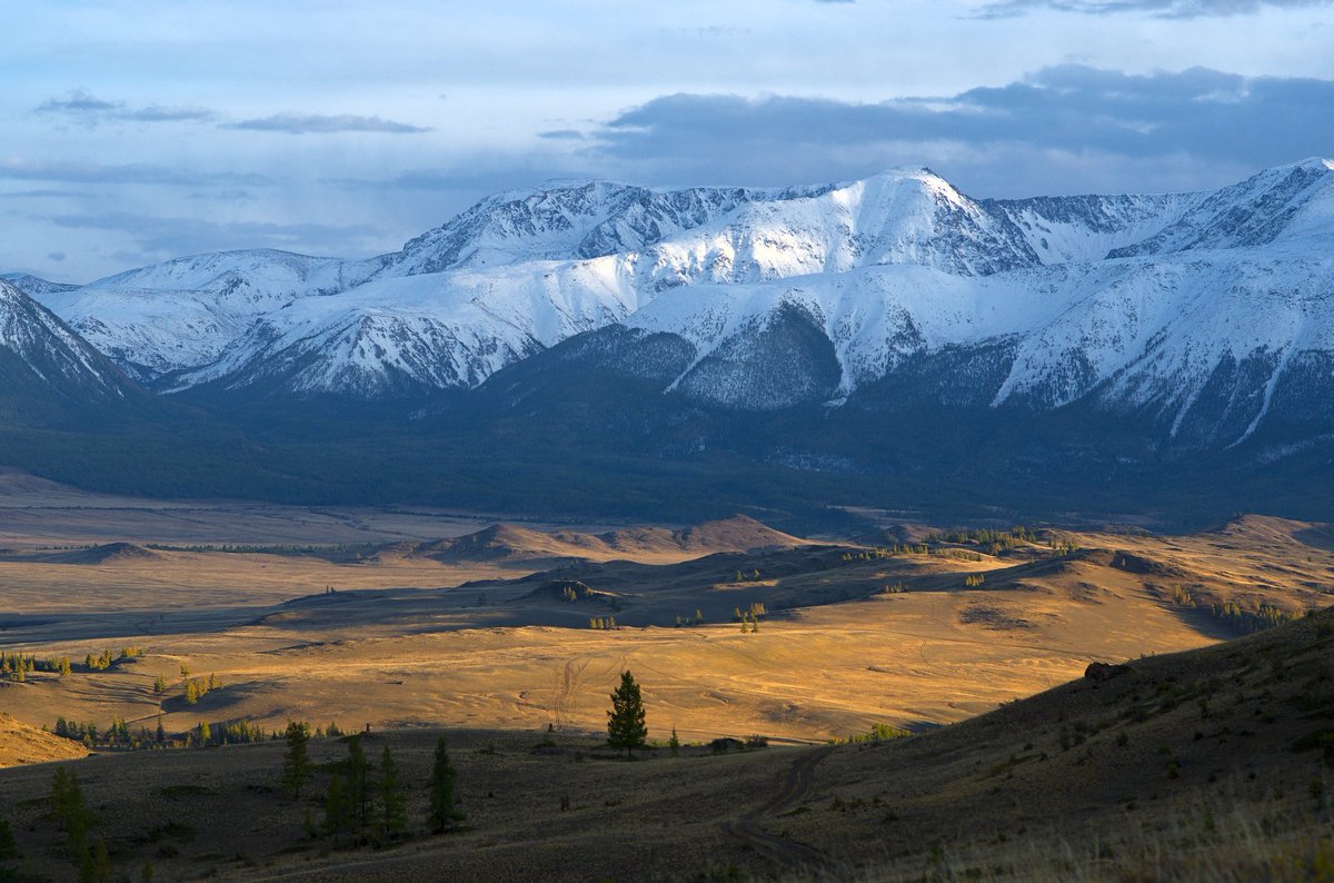 antonsibfoto's tweet photo. Kuray Valley #Altai #photooftheday https://t.co/6051lTlDxa