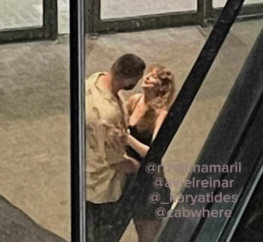swifferupdates's tweet photo. 📷| Taylor and Travis visited a mall last night after the concert 🫶 https://t.co/eiNLhvsx8r