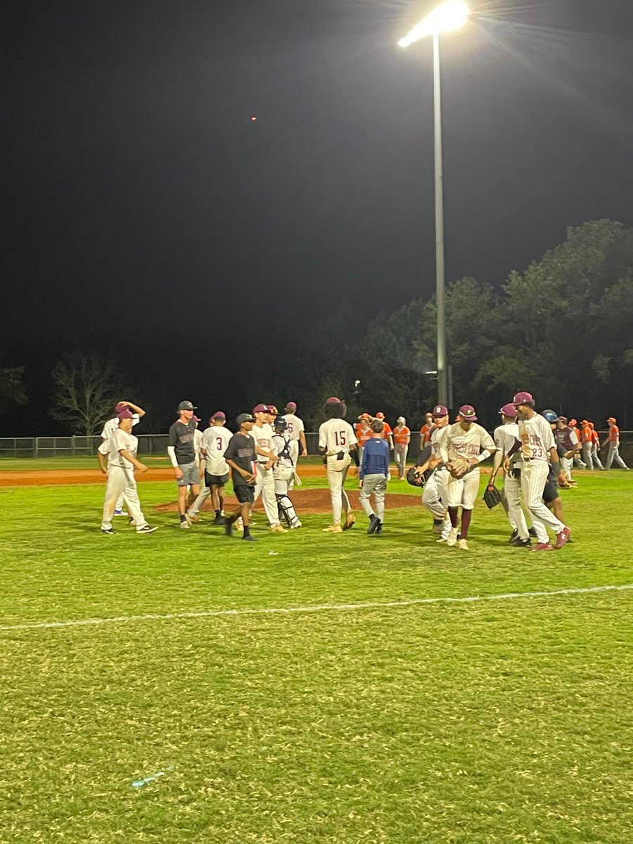After a thrilling five innings of no score, the Bears Varsity Baseball came roaring back with a 2-0 victory against Boone HS.  #Transform24 #StrivingForExcellence #GoBears 🐻🐾  @CypressCreekHS @CCHS_mrsmendez @osvarsity