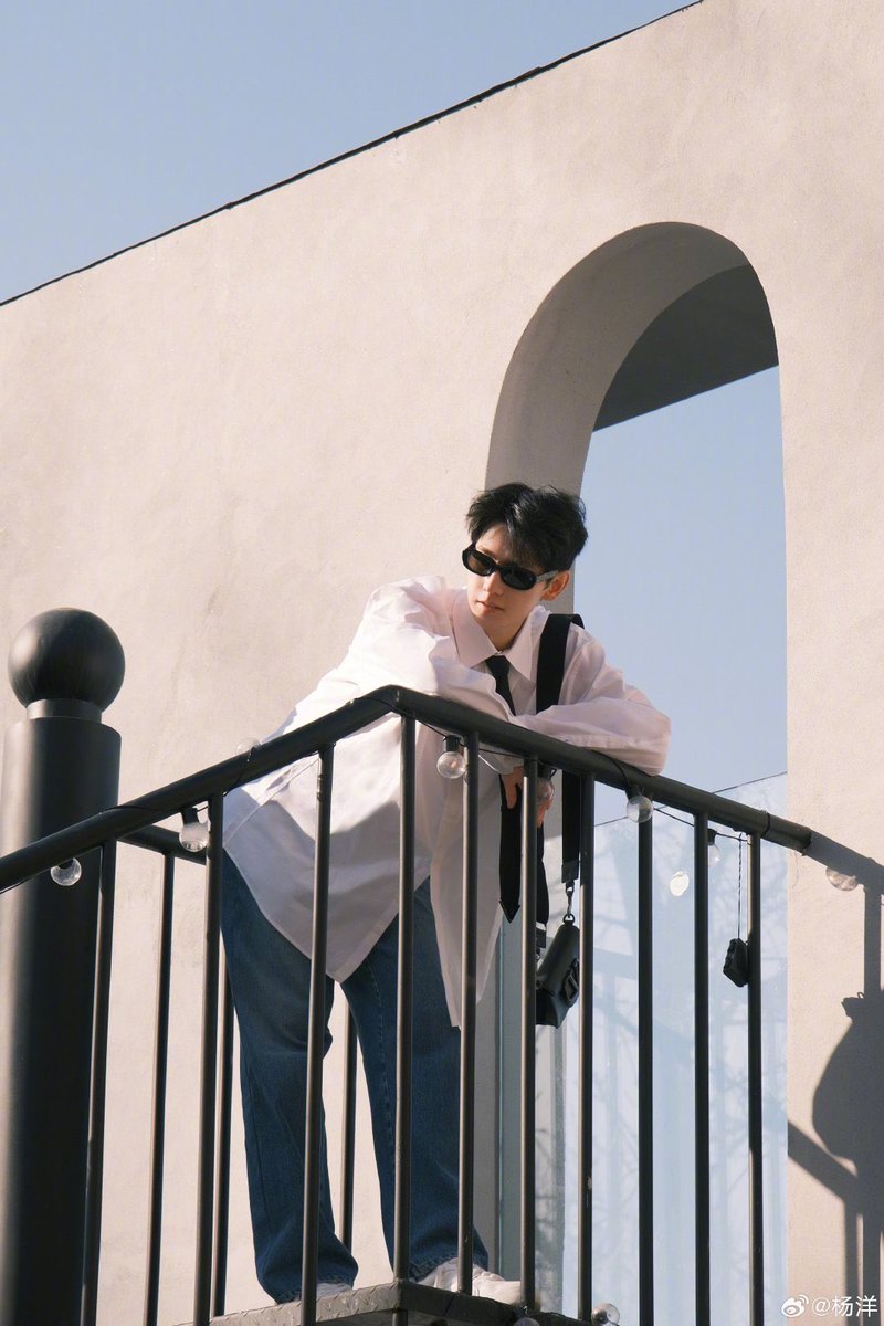 09.03.2024 :YangYang 's weibo update

น้ำชายามบ่ายมื้อแรกหลังปีใหม่ 

(1/3)
#หยางหยาง #YangYang #YangYang杨洋 #杨洋