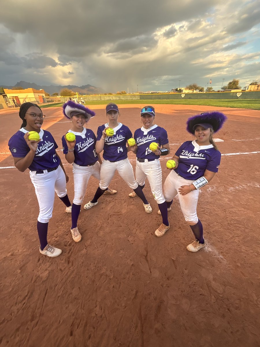 Six dingers in todays W against Apache Junction💜⚔️ #mudita