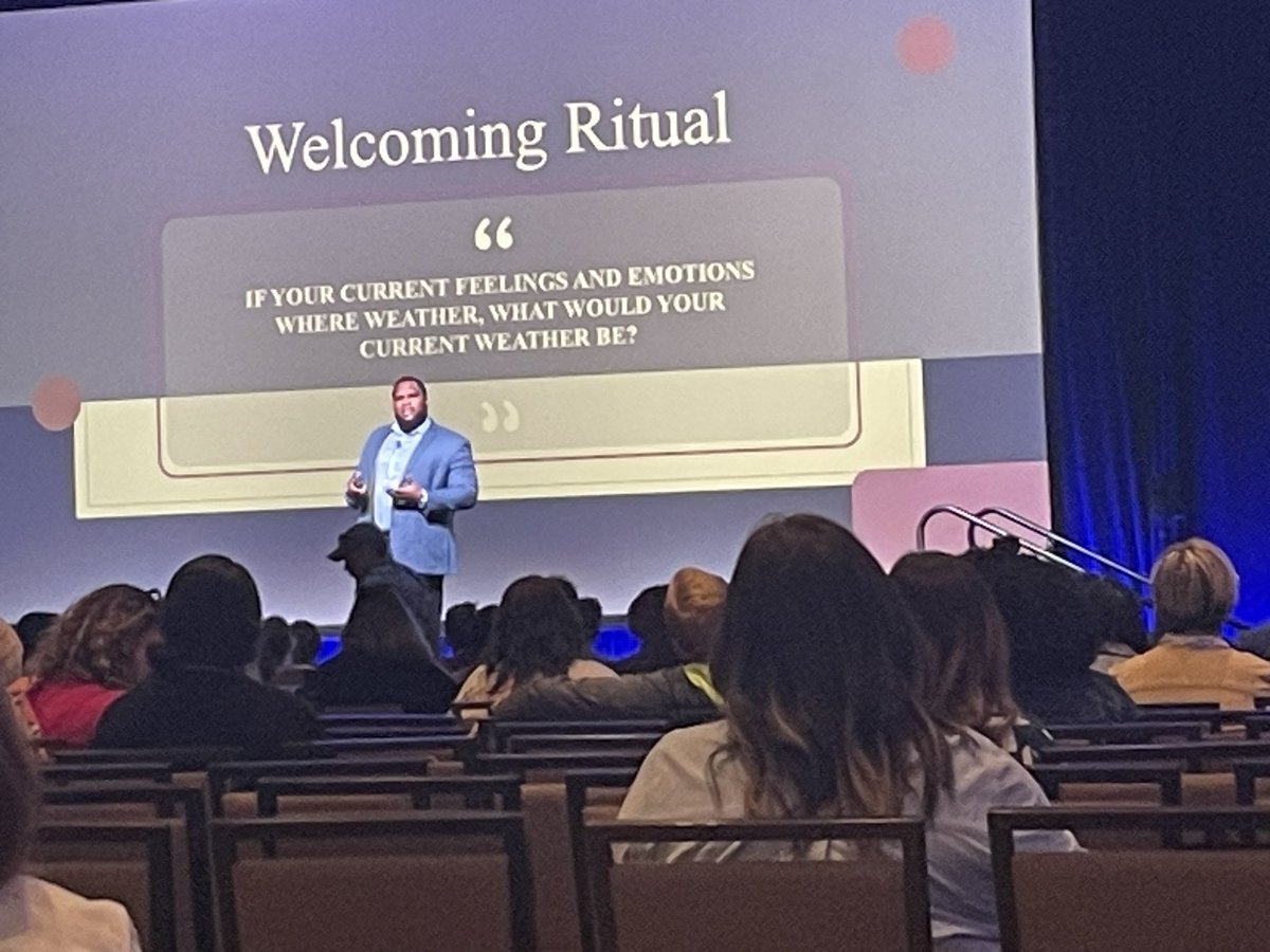 Tiffany Hinton (@mrshinton3) on Twitter photo #SELday #innovativeschoolssummit #SELday #innovativeschoolssummit