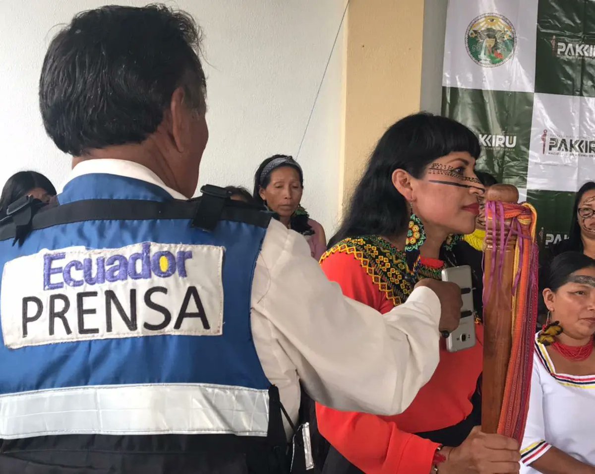 MirianLCisneros's tweet photo. #RuedaDePrensa 
En el marco de la conmemoración del Día Internacional de la Mujer, en la sede de PAKKIRU se realizó la rueda de prensa en la que participaron lideresas de las 7 nacionalidades y mujeres representantes de diferentes comunidades de la Provincia de Pastaza. https://t.co/BC3ghI79zZ