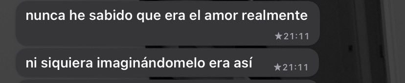 isteephannie's tweet photo. abro el móvil porque no tenia batería y leo cada maravilla de mi novio, os juro q en 11 meses que llevamos nunca se olvida de decirme cosas bonitas, te amo con locura https://t.co/25dy5QRlkM