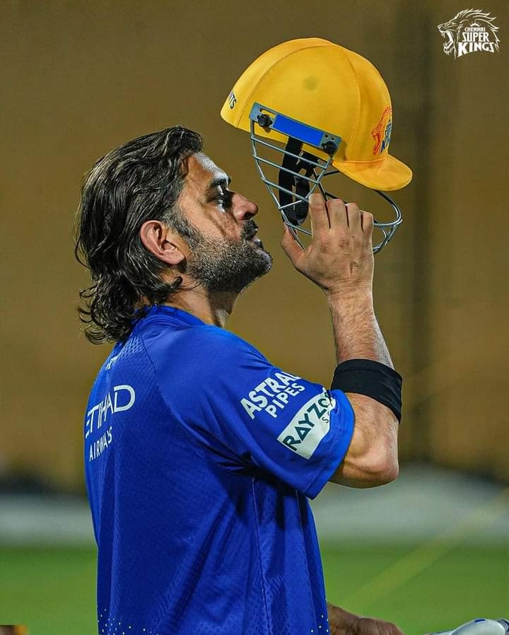 iiGARDINER's tweet photo. Can't wait for New Season because Our THALA is Back in Long Hair... There is Emotion with You #Mahi 
@mahi7781 @chennaiipl #cricket 
#csk #MsDhoni #chennai #india #viralpost #IPL2024 https://t.co/I8CYkkehlQ