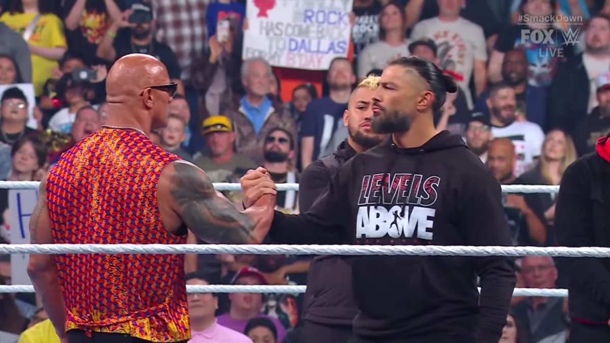 DwayneJNet's tweet image. #SmackDown #PeoplesChamp #TheGreatOne (@TheRock)