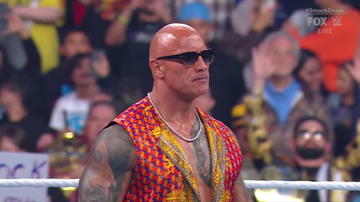 DwayneJNet's tweet image. #SmackDown #PeoplesChamp #TheGreatOne (@TheRock)