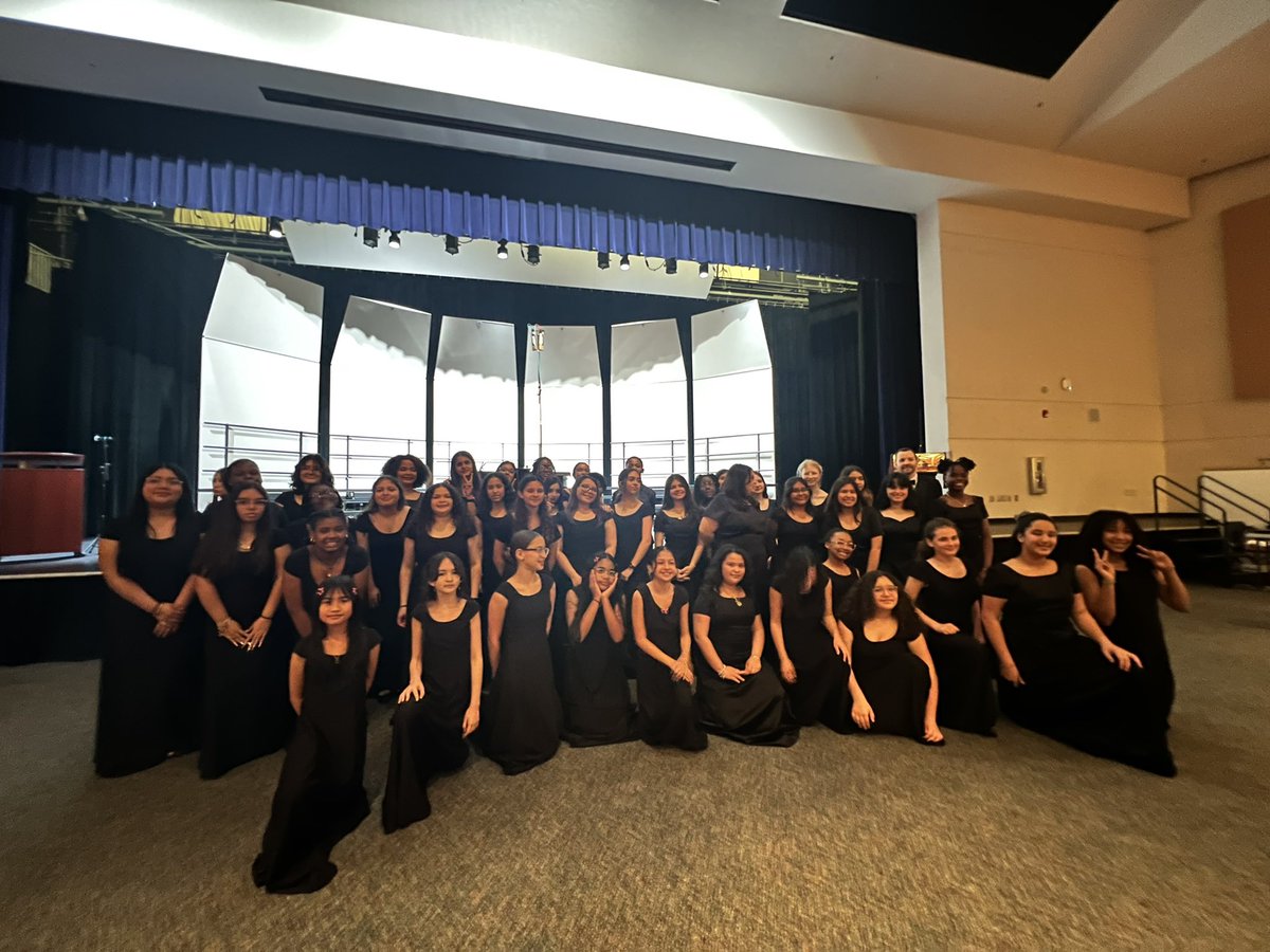 Straight SUPERIORS for our Advance Choir <a href="/palmspringsms/">Palm Springs Middle</a>!! 🎶✨ We are very proud of our exquisite <a href="/SDPBCChoiceCTE/">SDPBC Choice/Career</a> Vocal Music Program! 🙌🏼