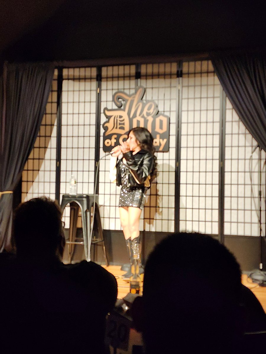 realakkamara's tweet photo. Shoutout to @lovelilahart 

She's killing it 🤣🤣🤣

#grifties weekend https://t.co/XnVWpjGZ4V