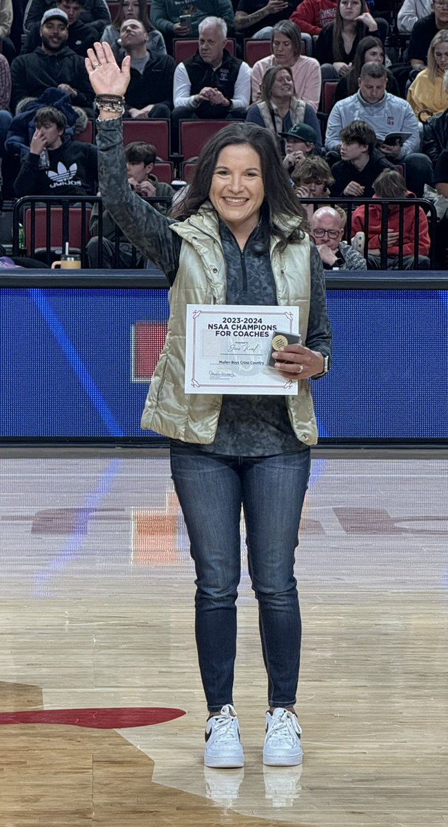 chriskuncl's tweet photo. Congrats @JanieKuncl on your Champions for Coaches Award!! Your dedication to your kids is admirable and your love for your sport is contagious! You make us all better with your presence! Love you and so very proud of you! https://t.co/3ADrLzFm5Z