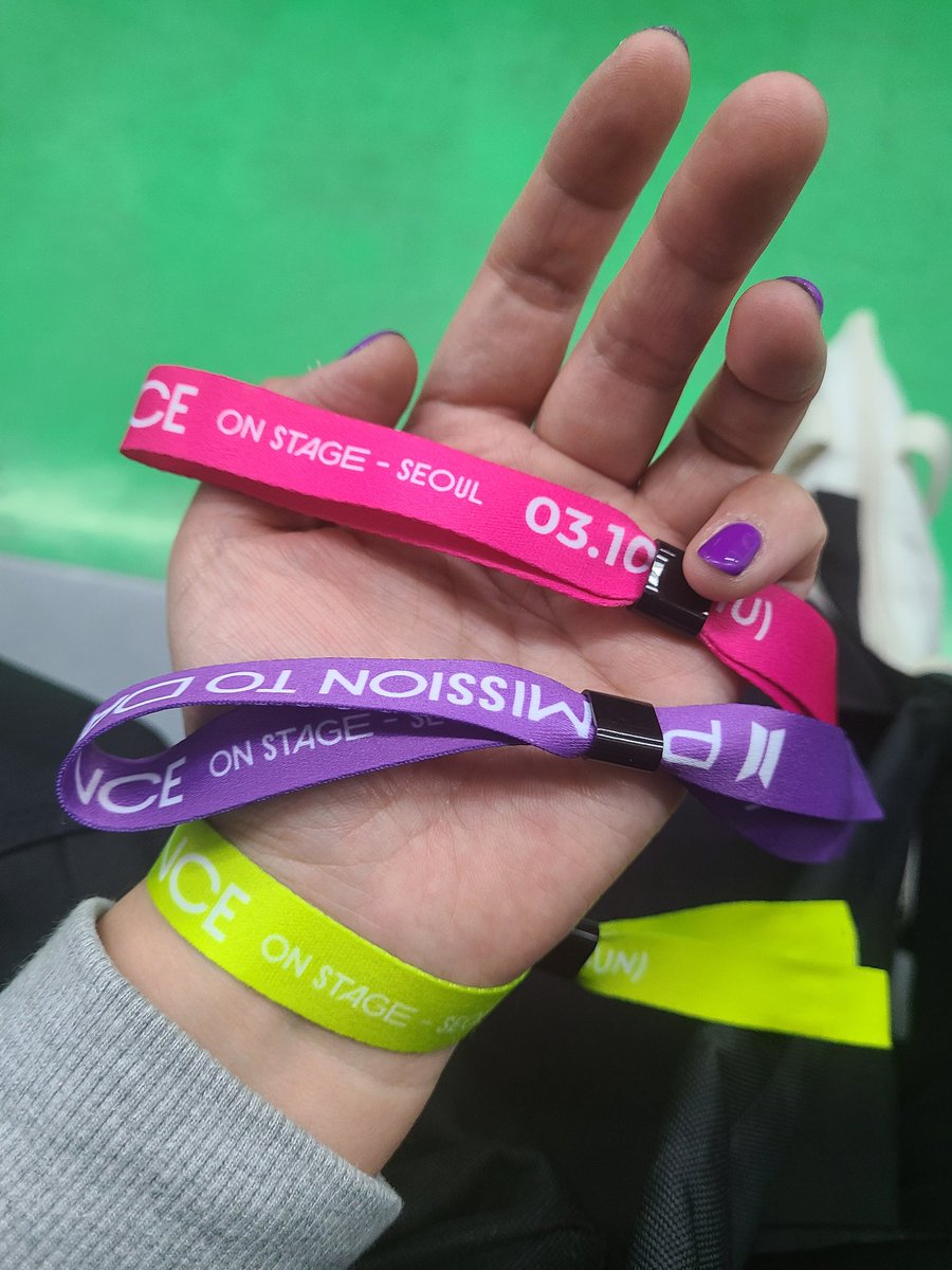 chachanim_jk's tweet photo. 방탄 콘서트 가고싶어 https://t.co/aP04P9nz4l