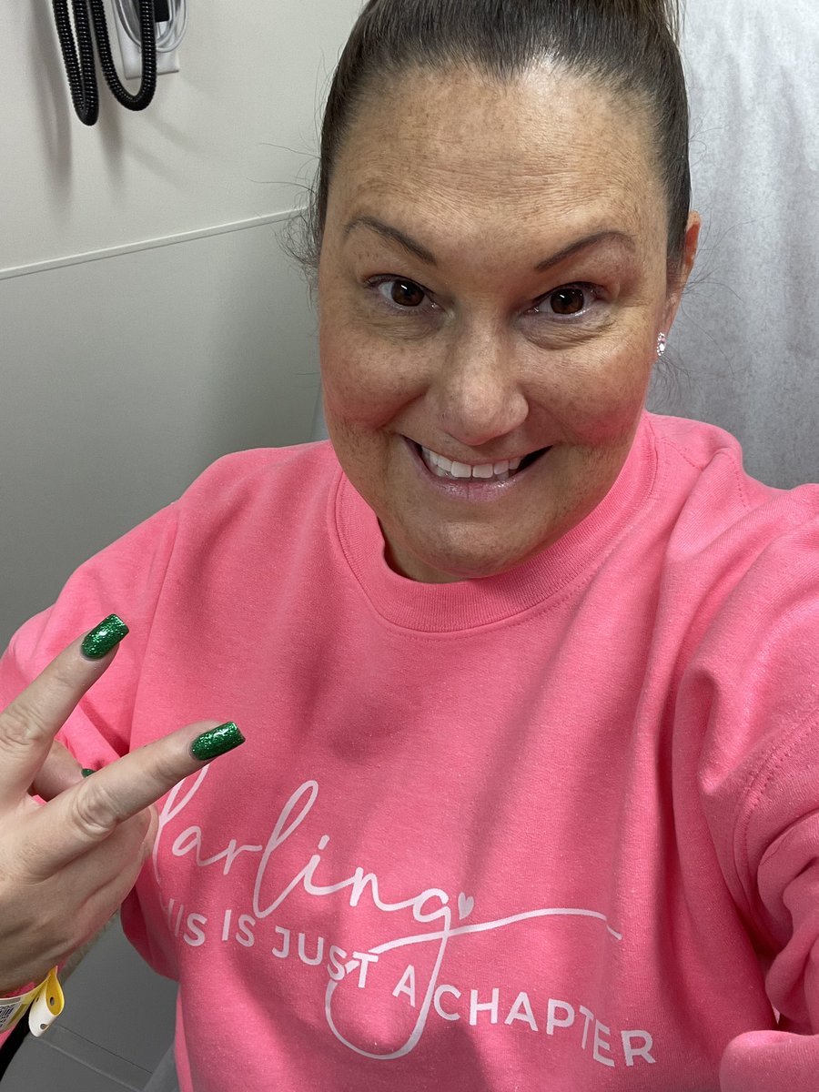 KatieLyman4's tweet image. No better way to spend International Women’s Day- kicking cancers butt!! Treatment Day!  💪🏼#International_Womens_Day #PositivePrincipal #611DaysofFighting #MetastaticBreastCancer #NorthwesternCancerCenter 🥊💓🫶🏼