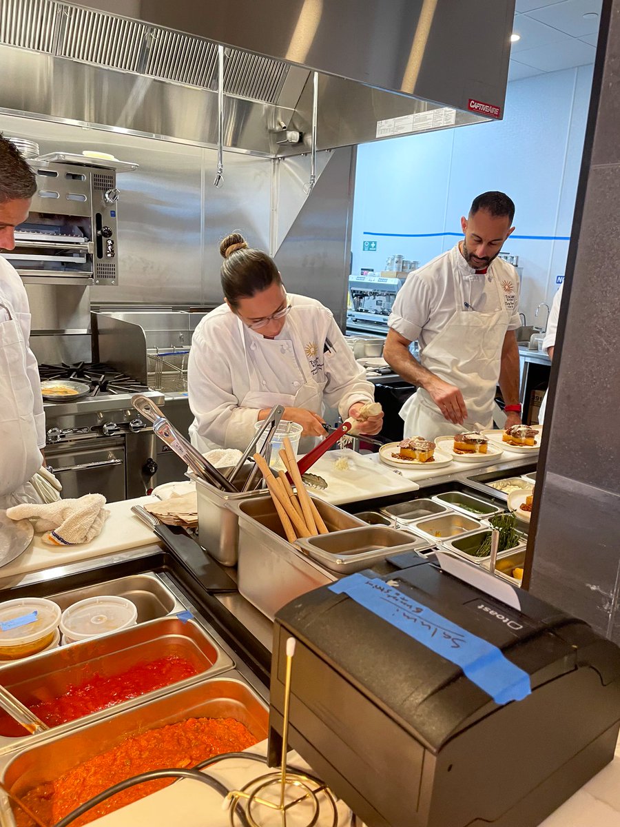 YourFavCHEF (@chefsantana11) on Twitter photo 