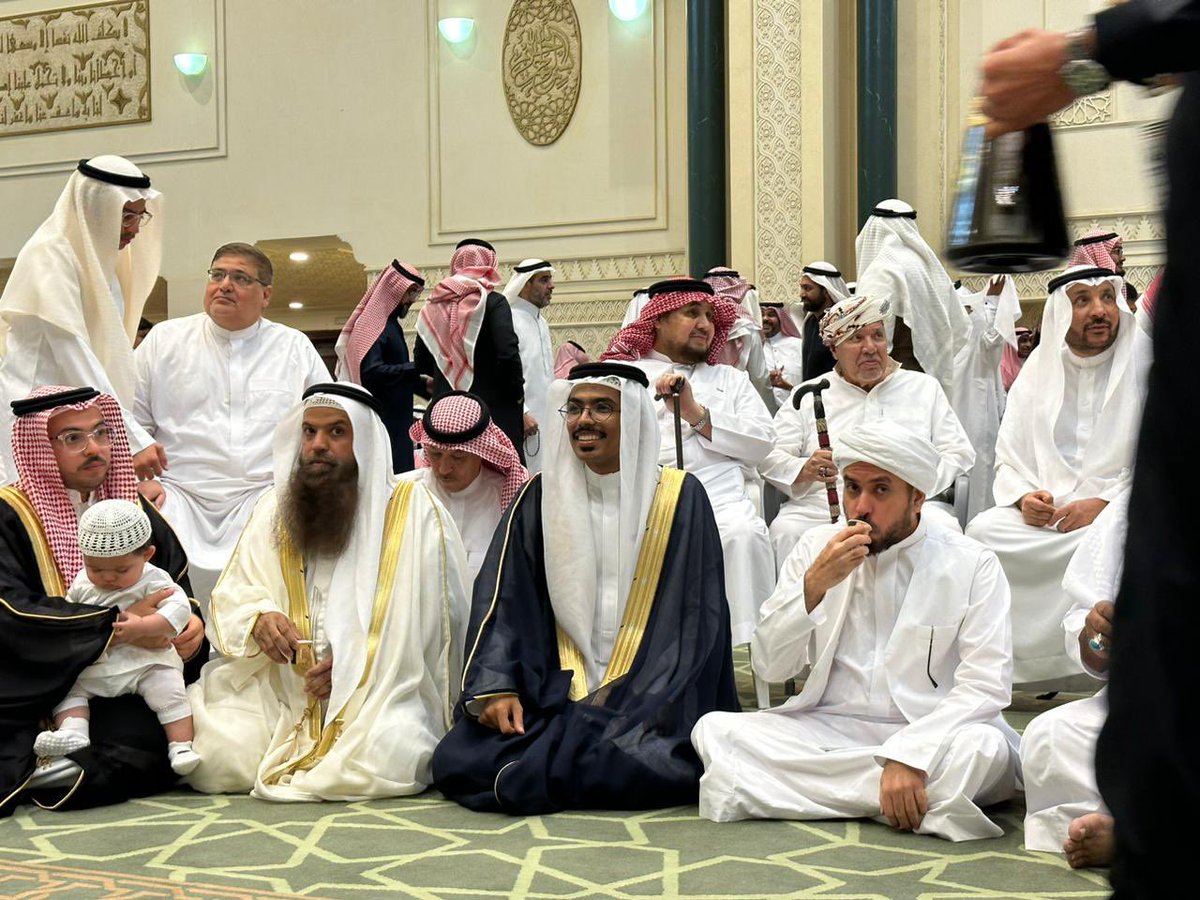_callmePAPl's tweet photo. ✨08/03/2024✨27/08/1445✨
الحمدلله الذي بنعمه تتم الصالحات. اللهم اجعله عقداً مباركاً تتم به سعادتنا https://t.co/qM7o5HUR2l