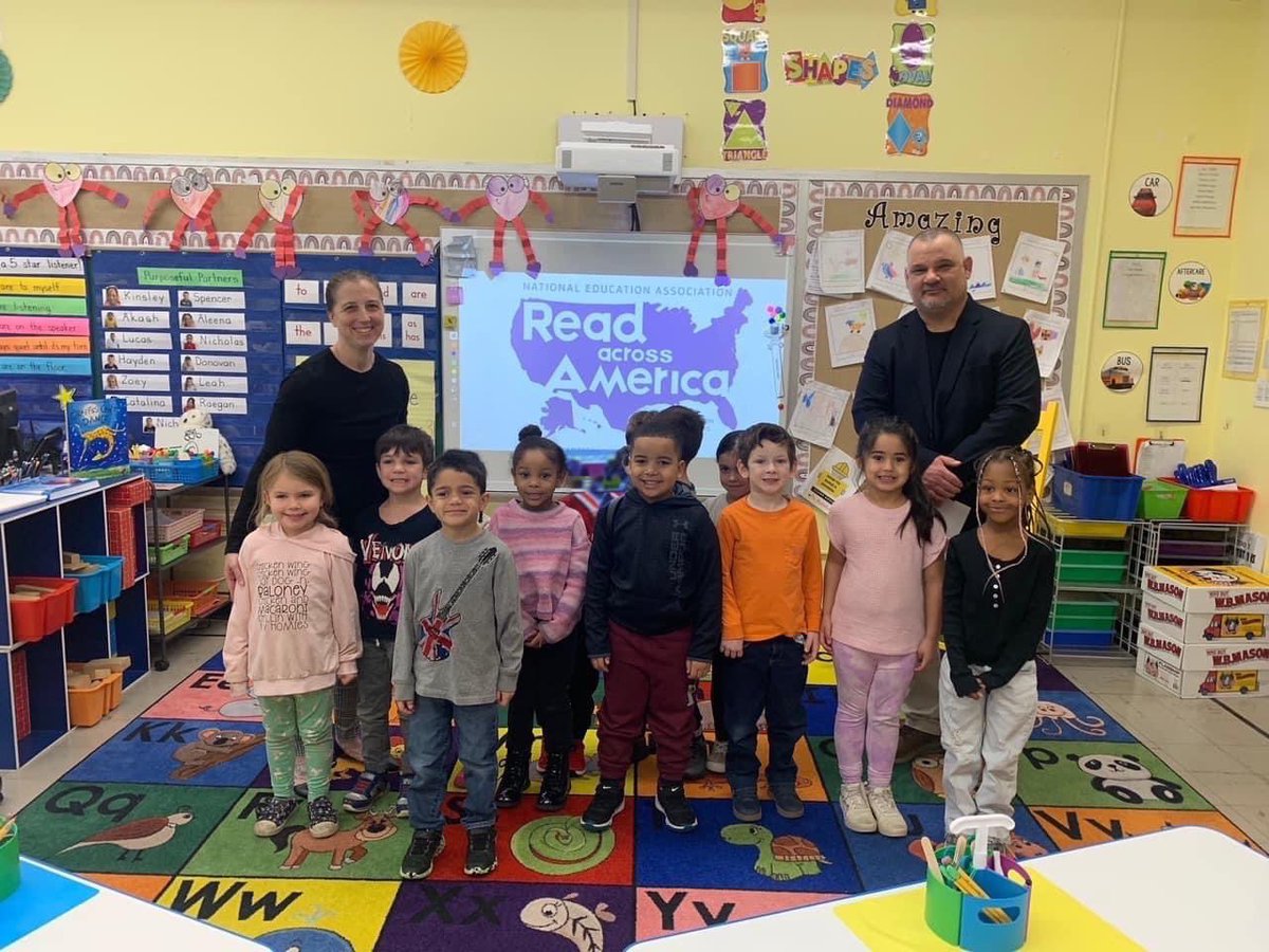 Yesterday, I had the honor of reading to students at both Bradley and Irving School. We had a great time! I look forward to doing activities like this, more often, with our Derby students!

The photo below is from Mrs. Mullenax’s Kindergarten class at Bradley School.