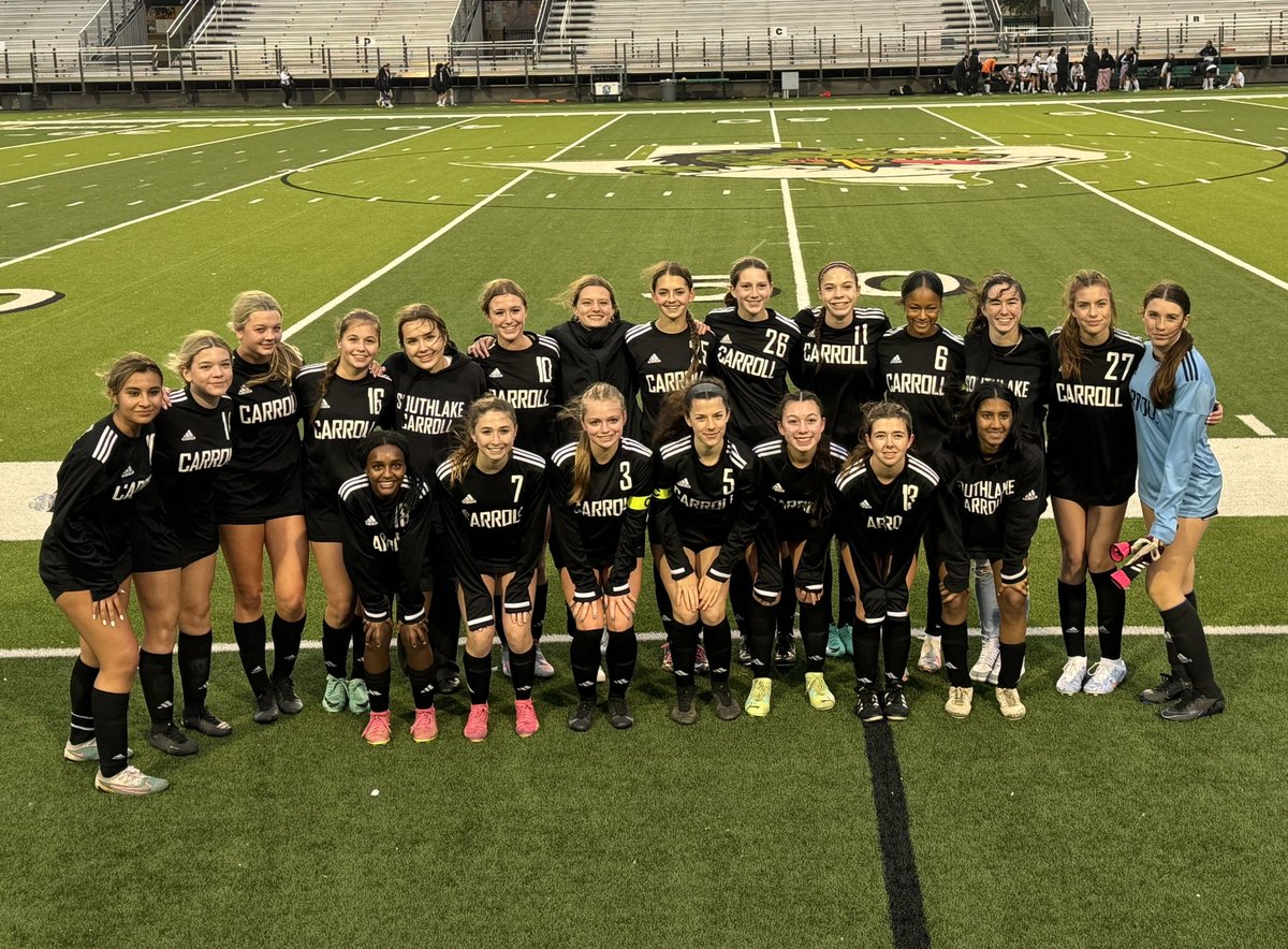 Last game of the Lady Dragons JV team!  We won our division ❤️I had a blast playing with my school friends this year! ⚽️💚🤍💚🤍💚🤍💚