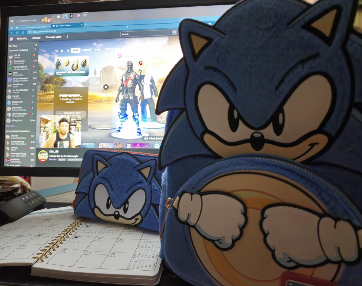 Malamarey's tweet image. Best surprise ever love this @Loungefly mini backpack and wallet from @sonic_hedgehog so pretty thank you @sunsfan0088 love it!!! 💖  plus watching the stream #loungefly #SonicTheHedeghog #minibackpack