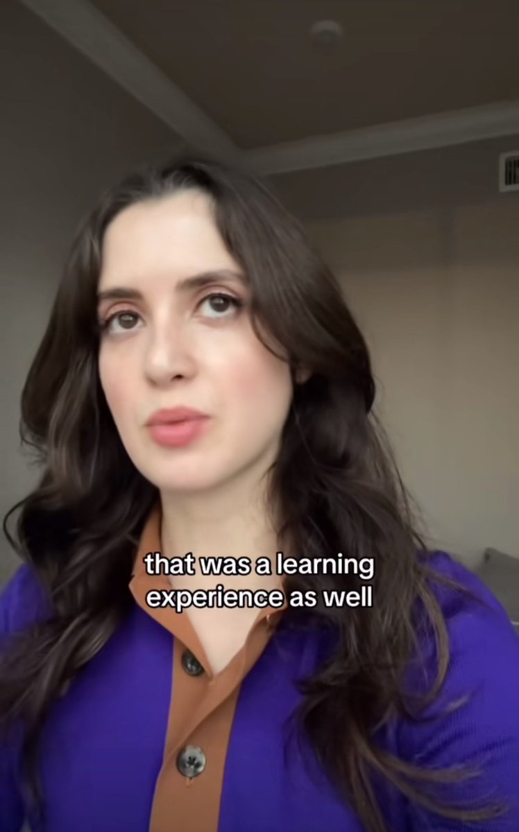 lietogirlsfwd's tweet photo. this was actually so funny 😭 @lauramarano
#5YearsOfMe https://t.co/oa52WNvnv0