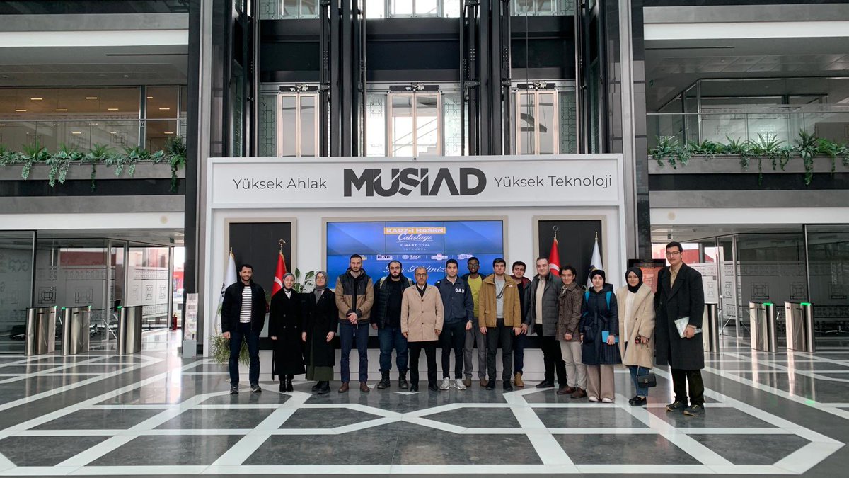 ticaridiplomsi's tweet photo. Ticari Diplomasi Atölyesi’nde bugün “G7 Ülkelerinin Ticari Diplomasi Aktörleri” birbirinden değerli sunumlarla anlatıldı. 

Atölyemiz arkadaşlarımızın özverili katılımlarıyla devam ediyor. https://t.co/pV0Nju06jL