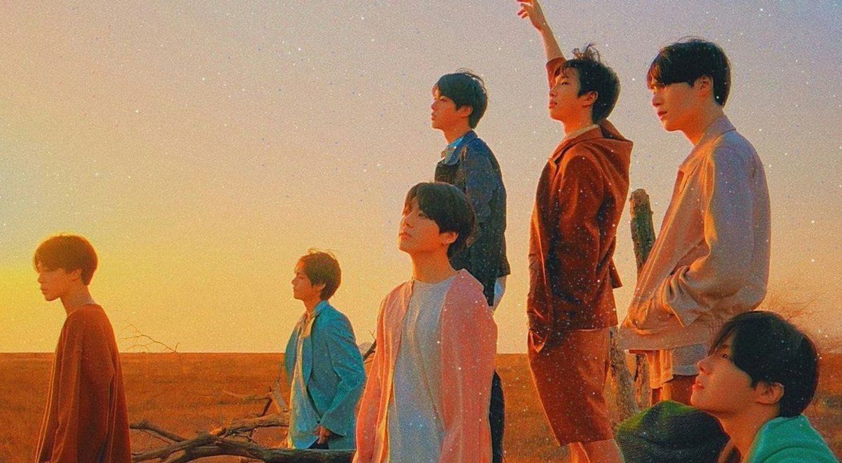 Hello everyone, Welcome to Ree's Love Maze
               💫☆𝓒𝓪𝓾𝓼𝓮 𝓘'𝓵𝓵 𝓫𝓮 𝓲𝓷 𝓵𝓸𝓿𝓮 𝓶𝓪𝔃𝓮☆💫
I have decided to open my own artworks based shop for my lovely armys out there, you can get customized polaroids, canvas, sketches, bookmarks here💜 
(read below)