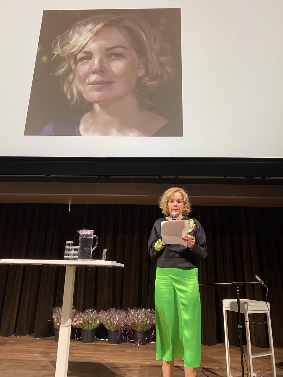 Wanda de Kanter (@wdekanter) on Twitter photo Awards <a href="/VIDMnl/">Vaker in de Media</a> <a href="/JannekeVIDM/">Janneke van Heugten</a> <a href="/ZijSpreekt/">ZijSpreekt</a> landelijke winnaar Juf Sofie en oevre winnares Iva Bicanic die expert is als psycholoog in sexueel misbruik. Zij waarschuwt voor patriarchale oorsprong: sexistische mannen op tv met groot bereik: dat normaliseert en doet copieren… Awards <a href="/VIDMnl/">Vaker in de Media</a> <a href="/JannekeVIDM/">Janneke van Heugten</a> <a href="/ZijSpreekt/">ZijSpreekt</a> landelijke winnaar Juf Sofie en oevre winnares Iva Bicanic die expert is als psycholoog in sexueel misbruik. Zij waarschuwt voor patriarchale oorsprong: sexistische mannen op tv met groot bereik: dat normaliseert en doet copieren…