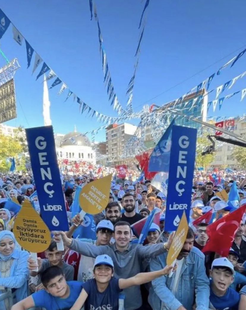 DEVA Partisi 4 Yaşında 💧🌱

Her Daim İlk Günkü Heyecanla.

Dimdik Ayaktayız, İnanıyoruz, Başaracağız..

Derdimiz Bir,Sevdamız Bir,Kalbimiz Bir.

#DEVA4Yaşında

<a href="/alibabacan/">Ali Babacan</a> <a href="/devapartisi/">DEVA Partisi</a>