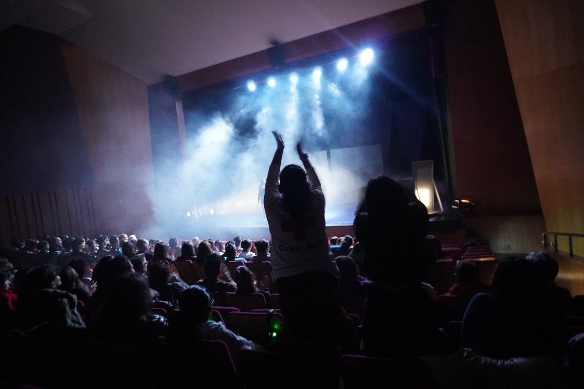 Aj_Tordera's tweet photo. Comença la 7a edició del #FestivalZero a Tordera!
👏 Una magnífica posada en escena de l’obra ‘La Festa’ va omplir el @teatreclave de públic de totes les edats.
#TorderaSomriu #Cultura #FestivalZero https://t.co/ZIzj6UjXzQ