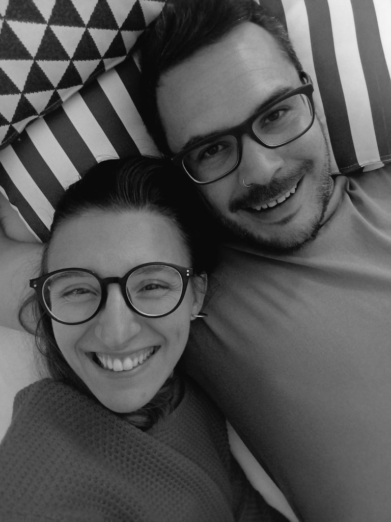 Agradecida 🥹❤️
Mucho. Emprender y aprender a la vez es complejo y no todo el mundo lo llega a comprender. Pero llegas tú con tu sonrisa y amabilidad haciendo de mis días una alegría.