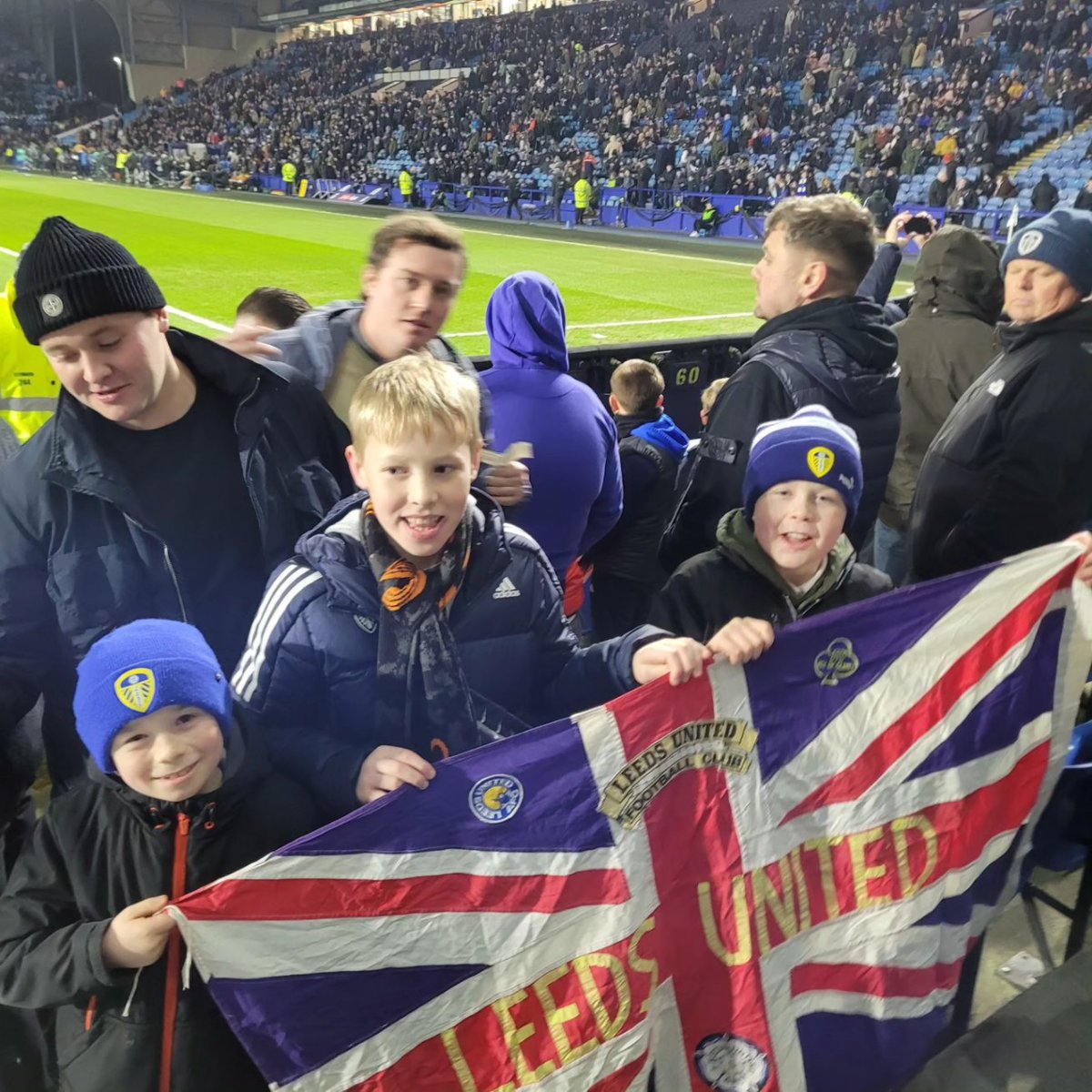 a_bartle's tweet photo. Superb win for Super @LUFC https://t.co/OIVjUMwdqA