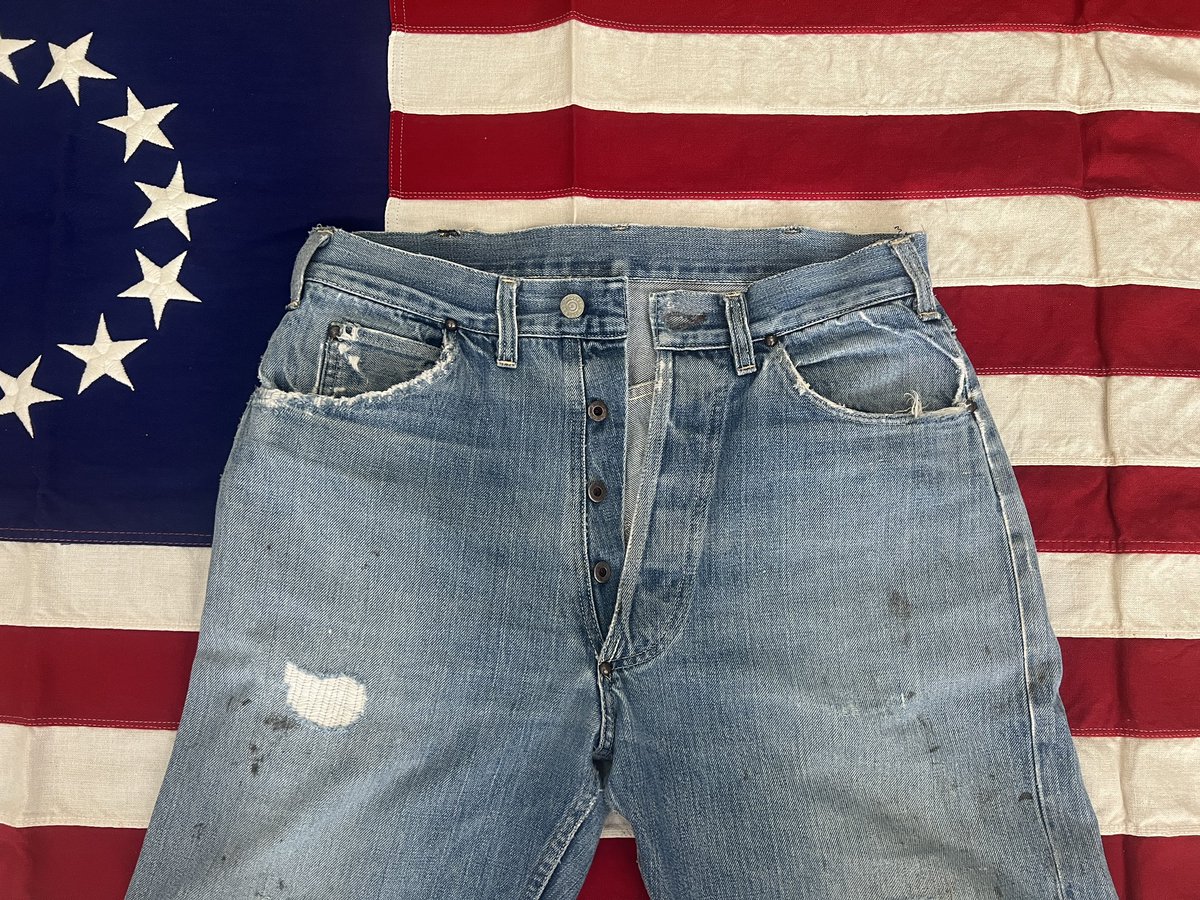 vlog_51's tweet image. 今夜20時配信！
51Vlog今回は！？
J.C.Penney Foremost Denim Pantsの
リペア報告と料金です！
めちゃくちゃ味がある✨
ぜひ観て下さい！
#jcpenney 
#foremost
#denim
#ww2
#大戦モデル
#デニムリペア
#vintagedenim
#ヴィンテージデニム
#アメカジ
#アメカジ好きとつながりたい 
#youtube