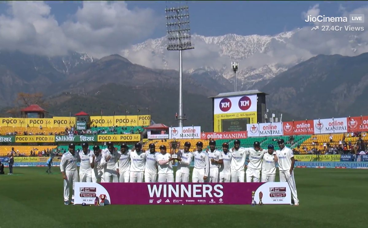 #IndvEng Team India with the trophy.. Terrific background.. Snow capped hills..