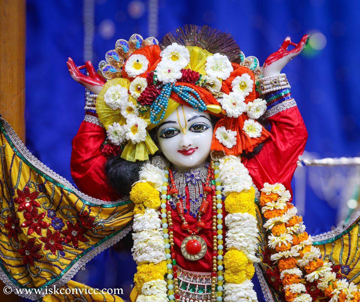 iskconvicc's tweet image. Śrī Śrī Radha Gopal Darshan -  9/3/2024 @iskconvicc

#9march #saturday #saturdaydarshan #radhakrishnadarshan #iskconvicc #iskconvaranasi #aajkedarshan #todaysdarshan #mangalaaarti #shringaraarti #darshanaarti